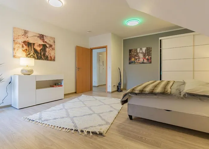 Altstadtapartment, 80 Qm,2 Schlafzimmer,Parkplatz,Netflix