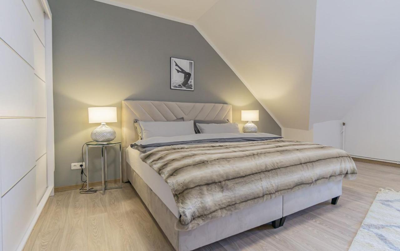 Altstadtapartment, 80 Qm,2 Schlafzimmer,parkplatz,netflix Apartment Cottbus